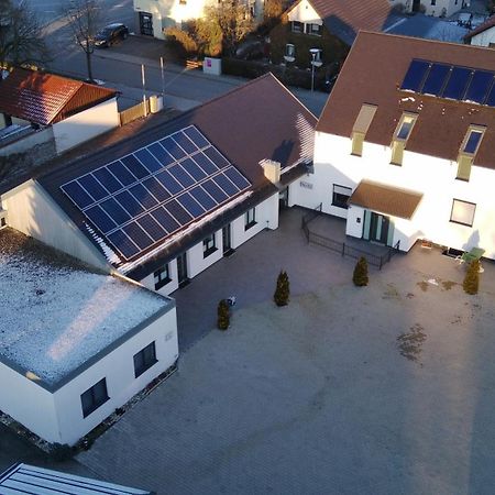 Hecht Apartments Mallersdorf-Pfaffenberg Exterior photo